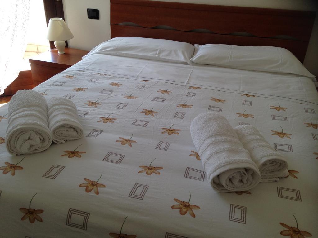 B&B Nina Bergamo Bagian luar foto